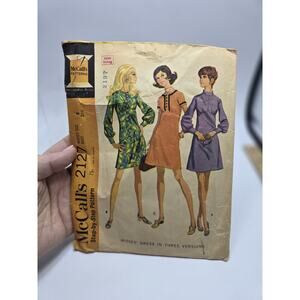 McCall's 2127 Misses' Dress Size 8